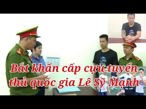 C ự u cầu thủ bóng đá Việt nổi tiếng