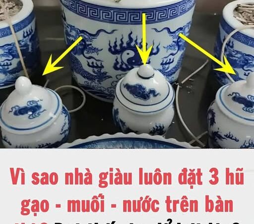 Vì sao nhà giàu luôn đặt 3 hũ gạo – muối – nước trên bàn thờ? Đặt thế nào để hút lộc?